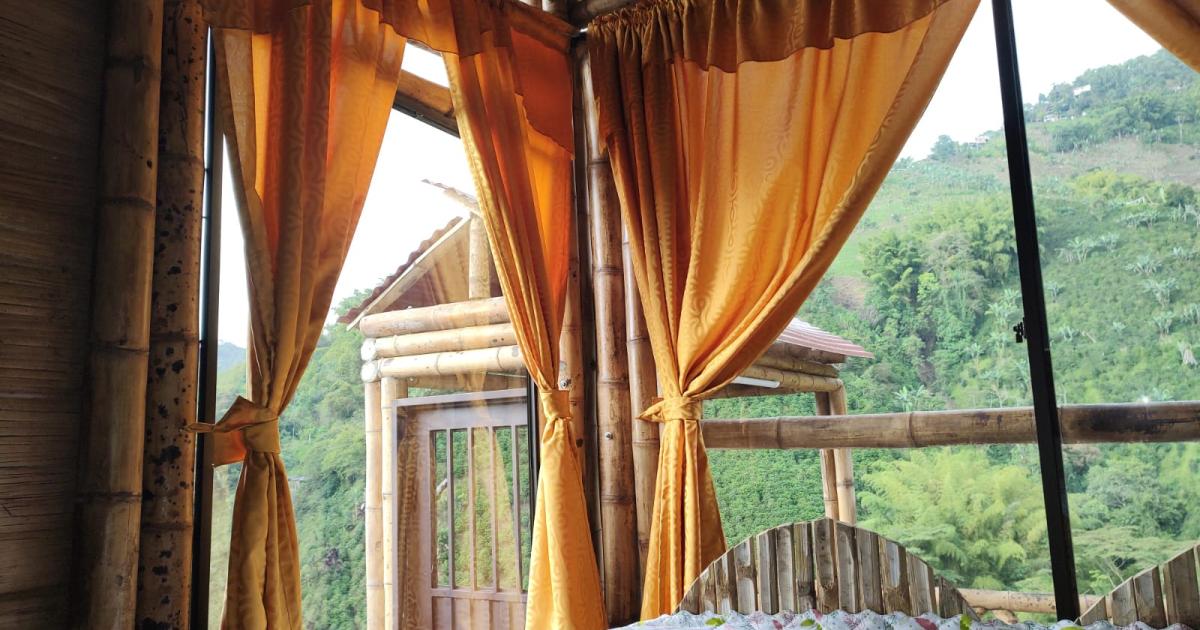 Habitación cabaña de bambú