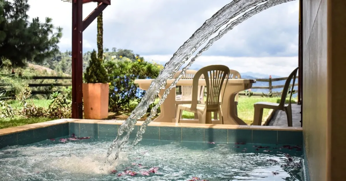 Jacuzzi Salma EcoHotel