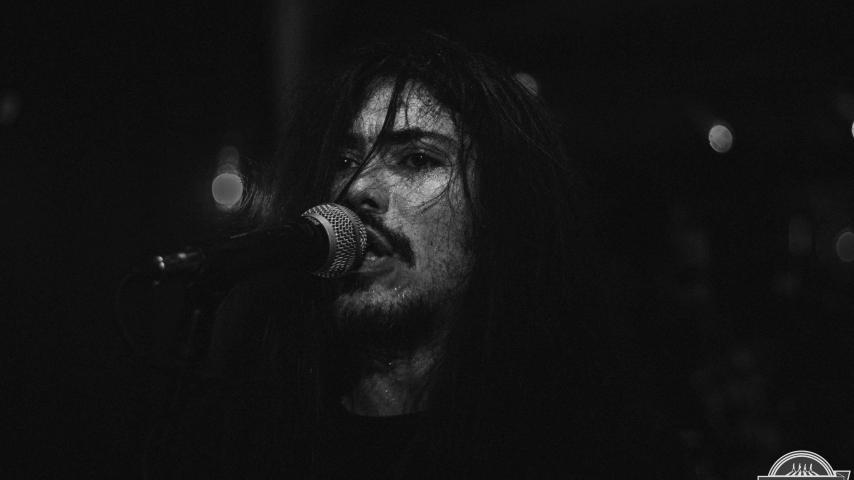 Julián de Niebla Culpables tributo héroes del Silencio